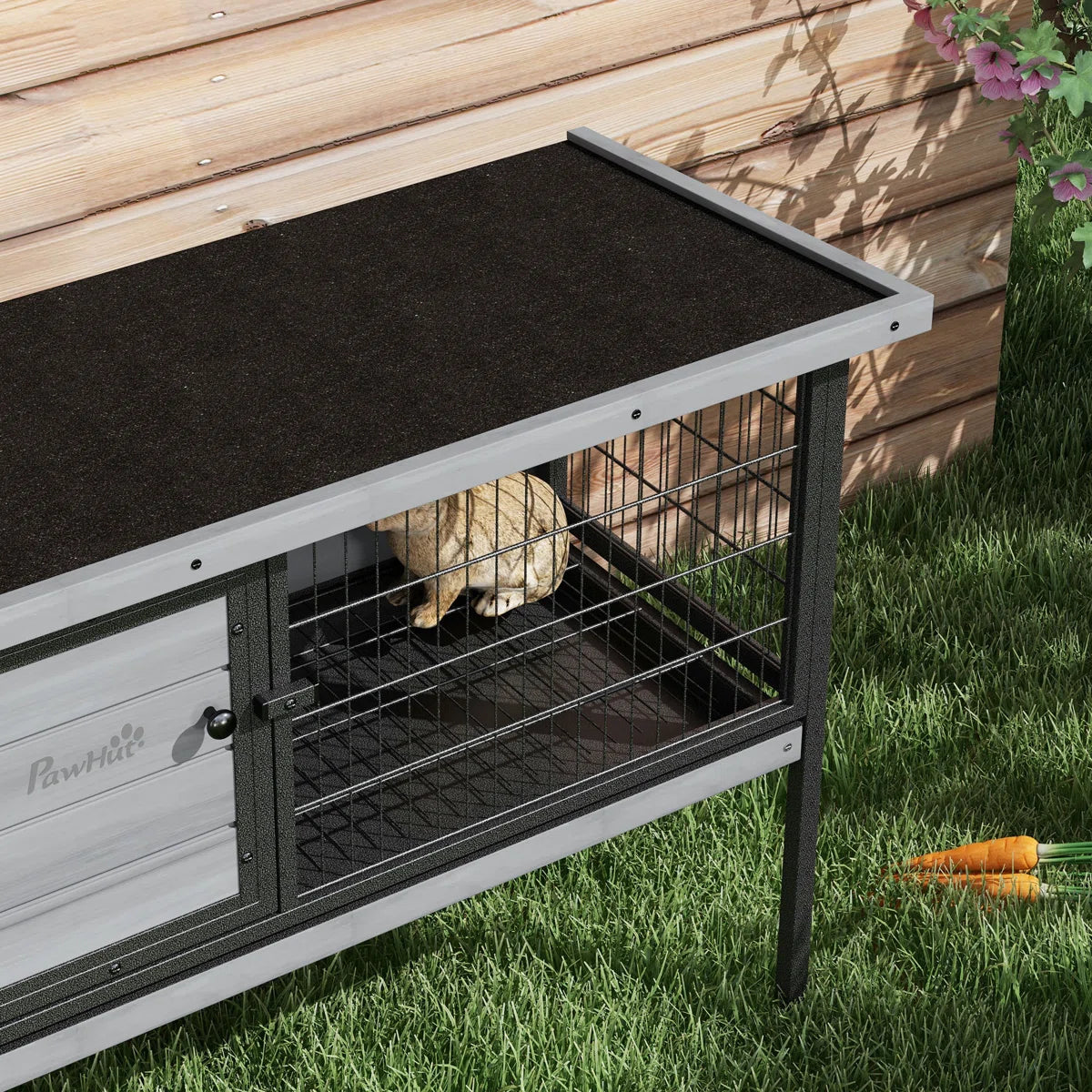 Lockridge Weather Resistant Small Animal Hutch